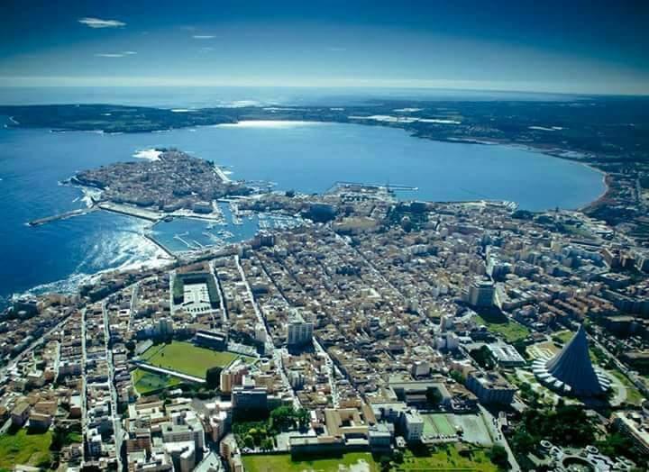 B&B Caravaggio Siracusa 200 Metres From Ortigia Syracuse Bagian luar foto