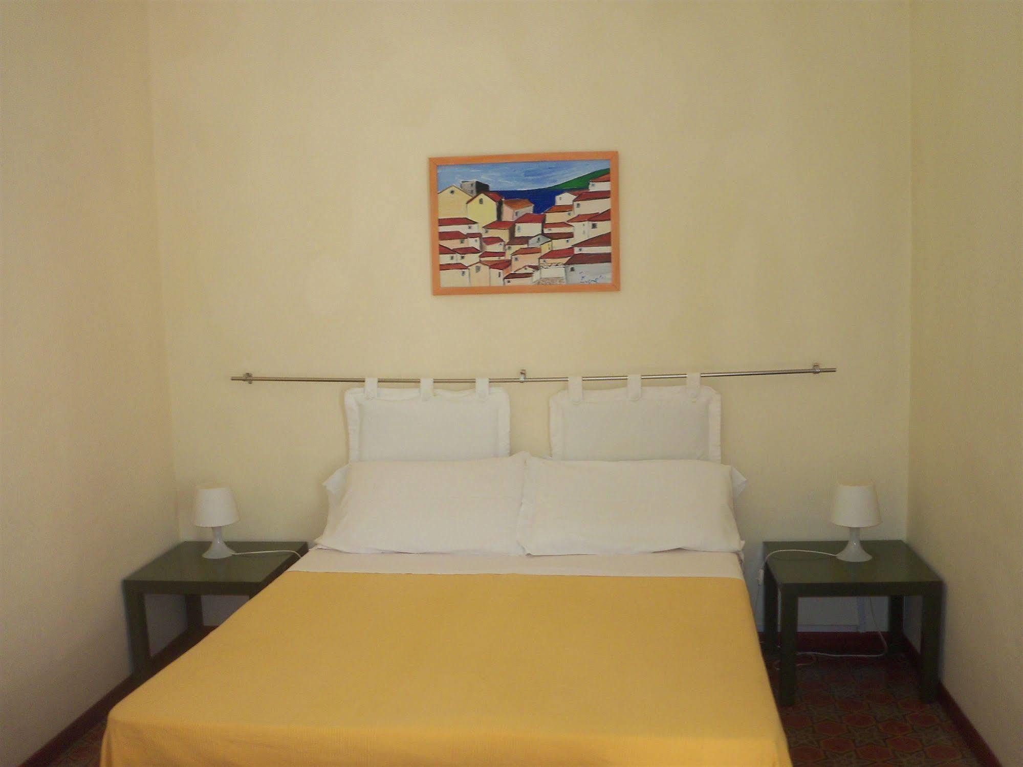 B&B Caravaggio Siracusa 200 Metres From Ortigia Syracuse Bagian luar foto